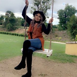 Meet your Posher, Vanessa